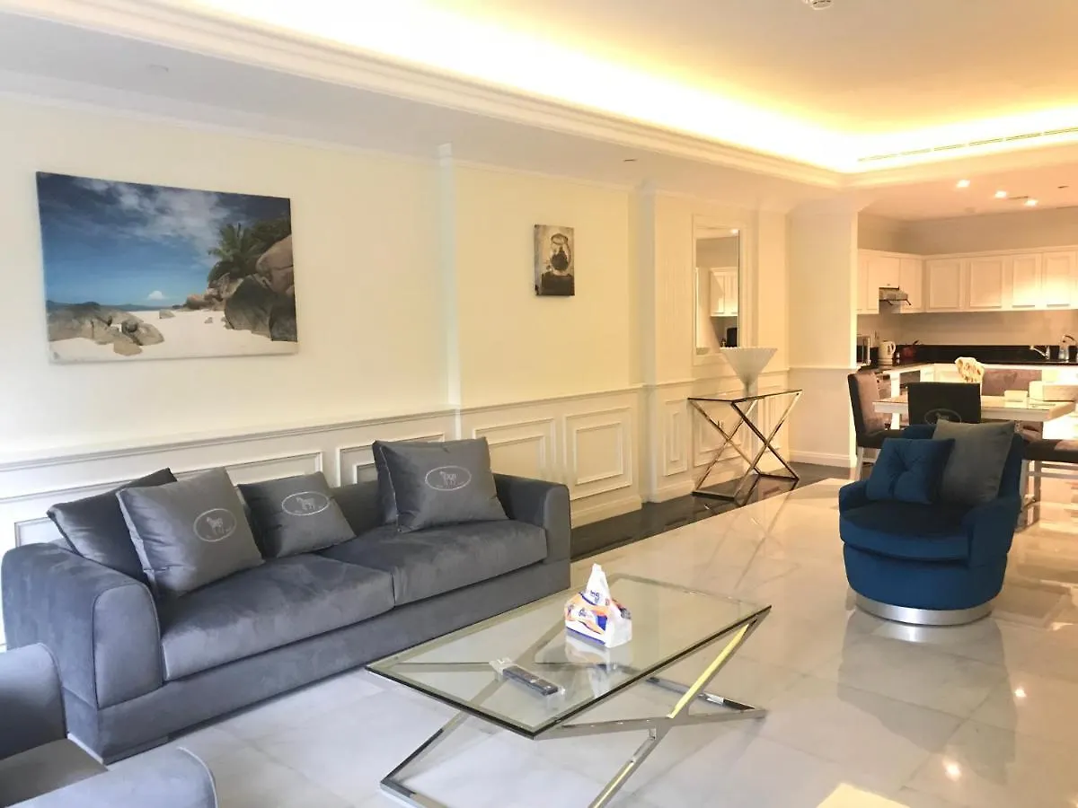 Versace Tower Luxury Suites - Downtown Beirut Apartment