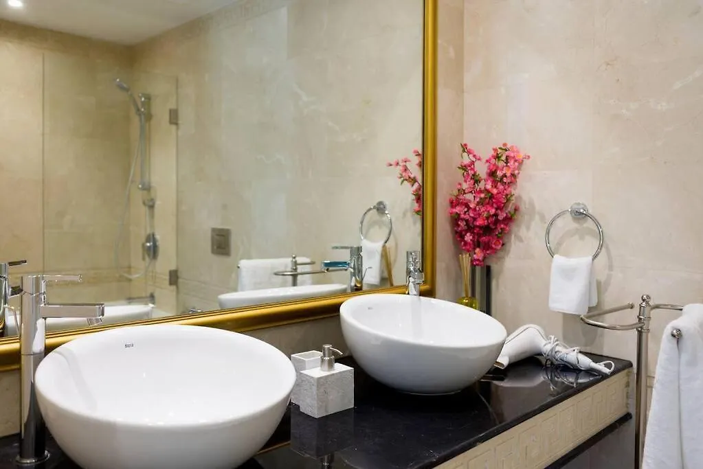 Apartment Versace Tower Luxury Suites - Downtown Beirut